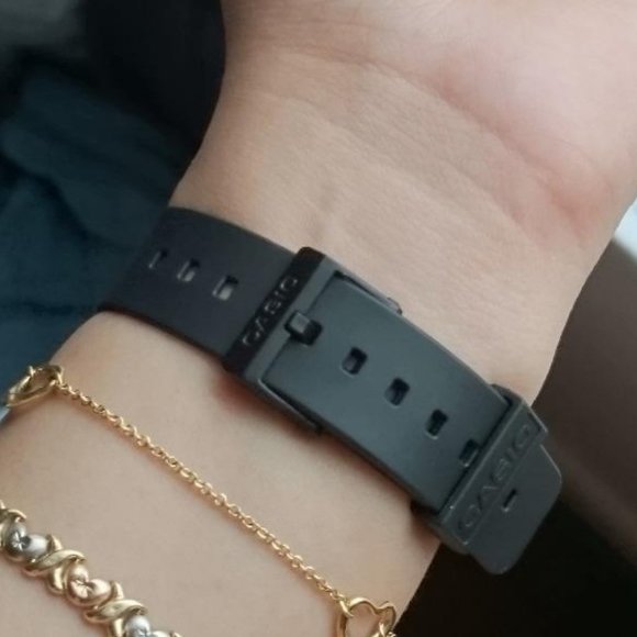 Casio Men's MQ24-7B2 Analog Watch with Black Resin Band - Picture 8 of 8